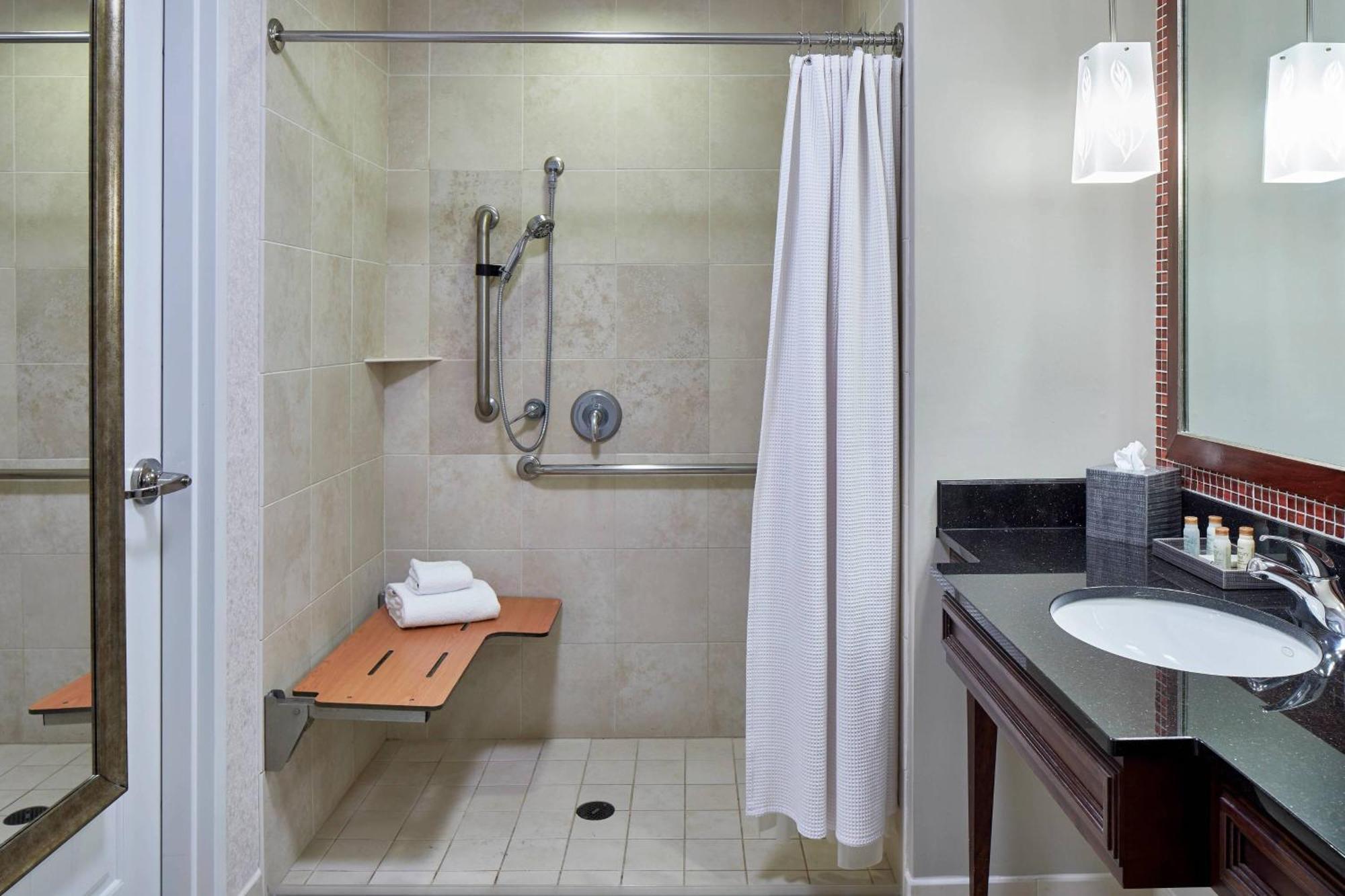 Renaissance Montgomery Hotel & Spa At The Convention Center מראה חיצוני תמונה