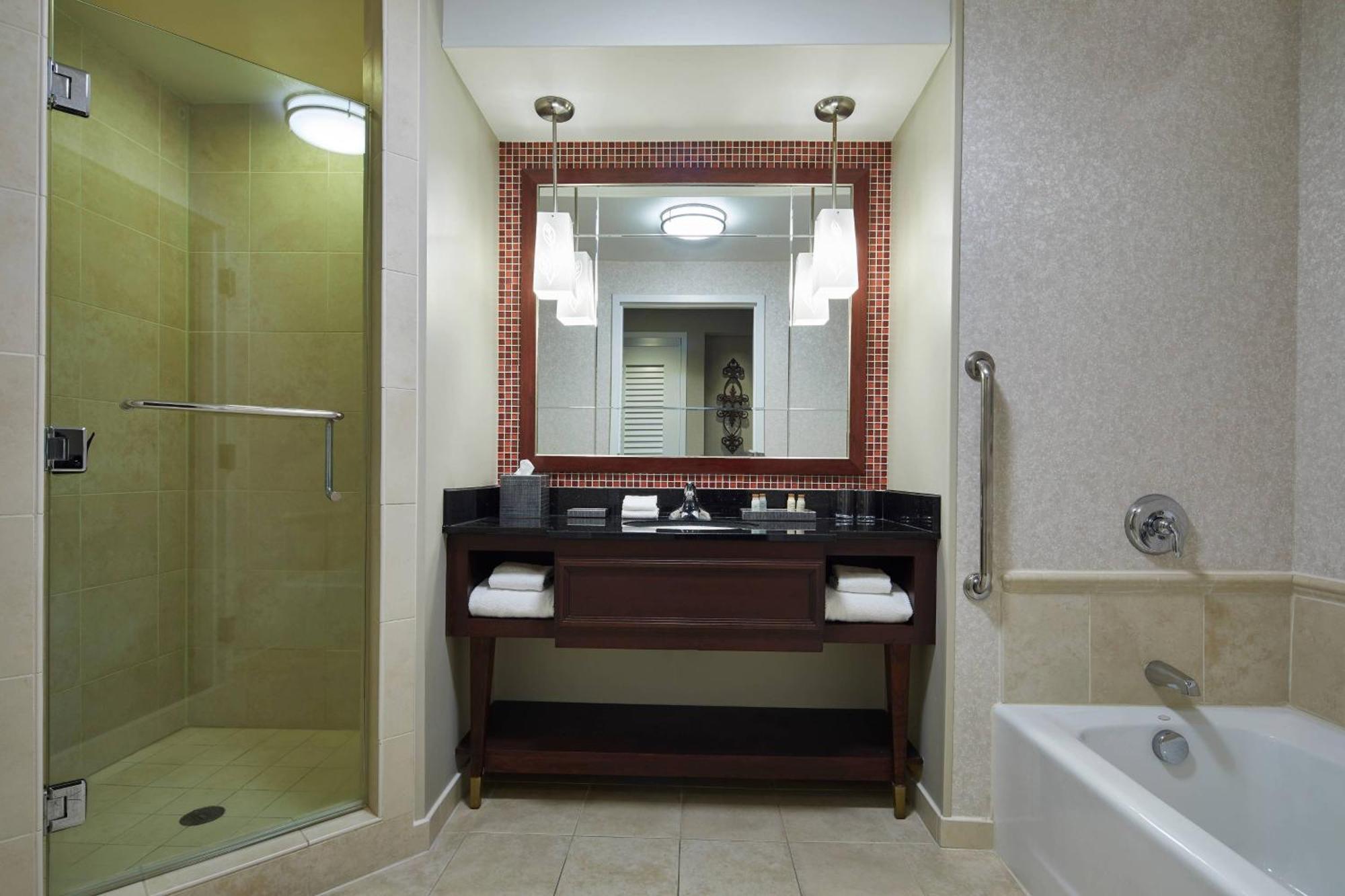 Renaissance Montgomery Hotel & Spa At The Convention Center מראה חיצוני תמונה