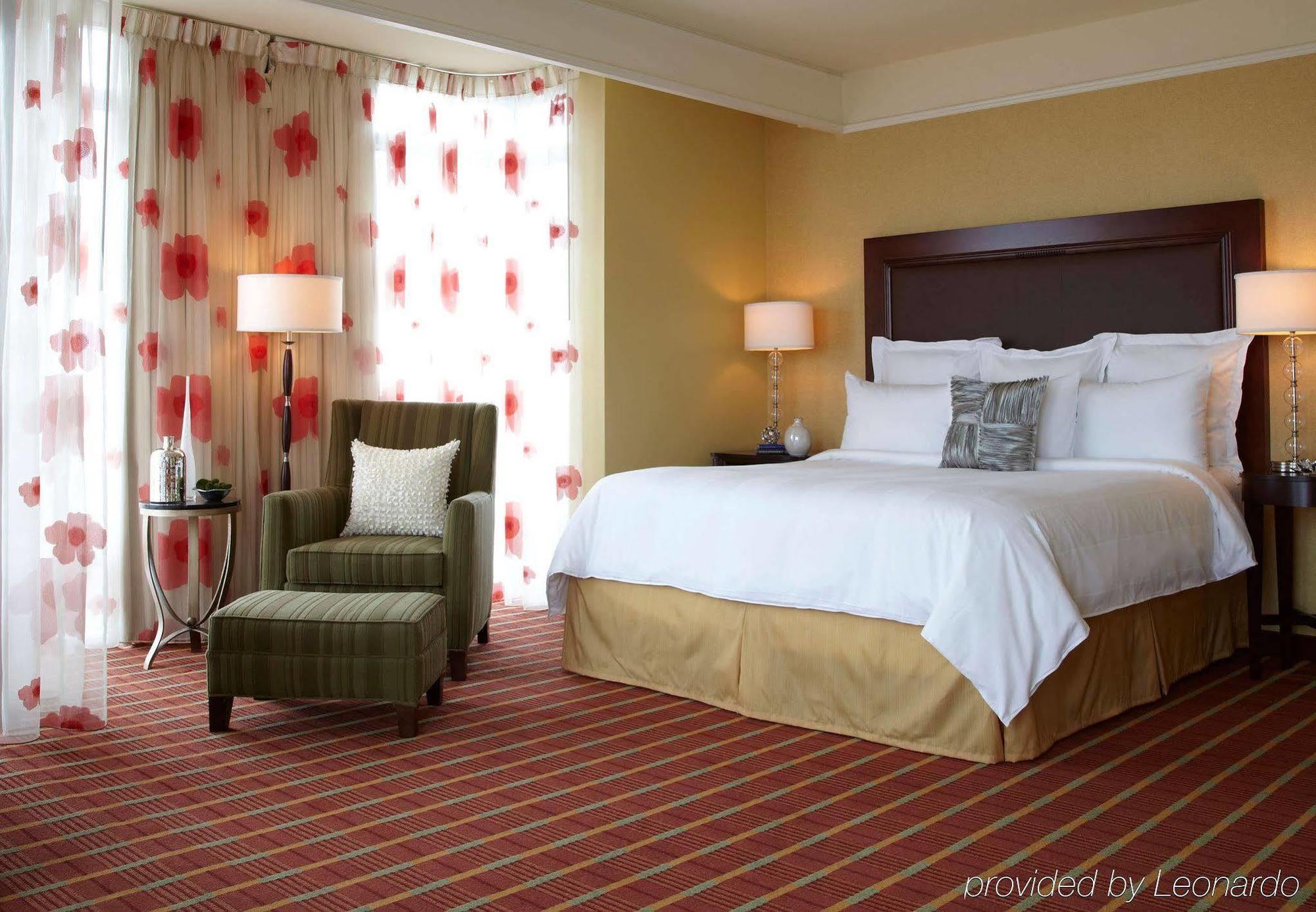 Renaissance Montgomery Hotel & Spa At The Convention Center מראה חיצוני תמונה