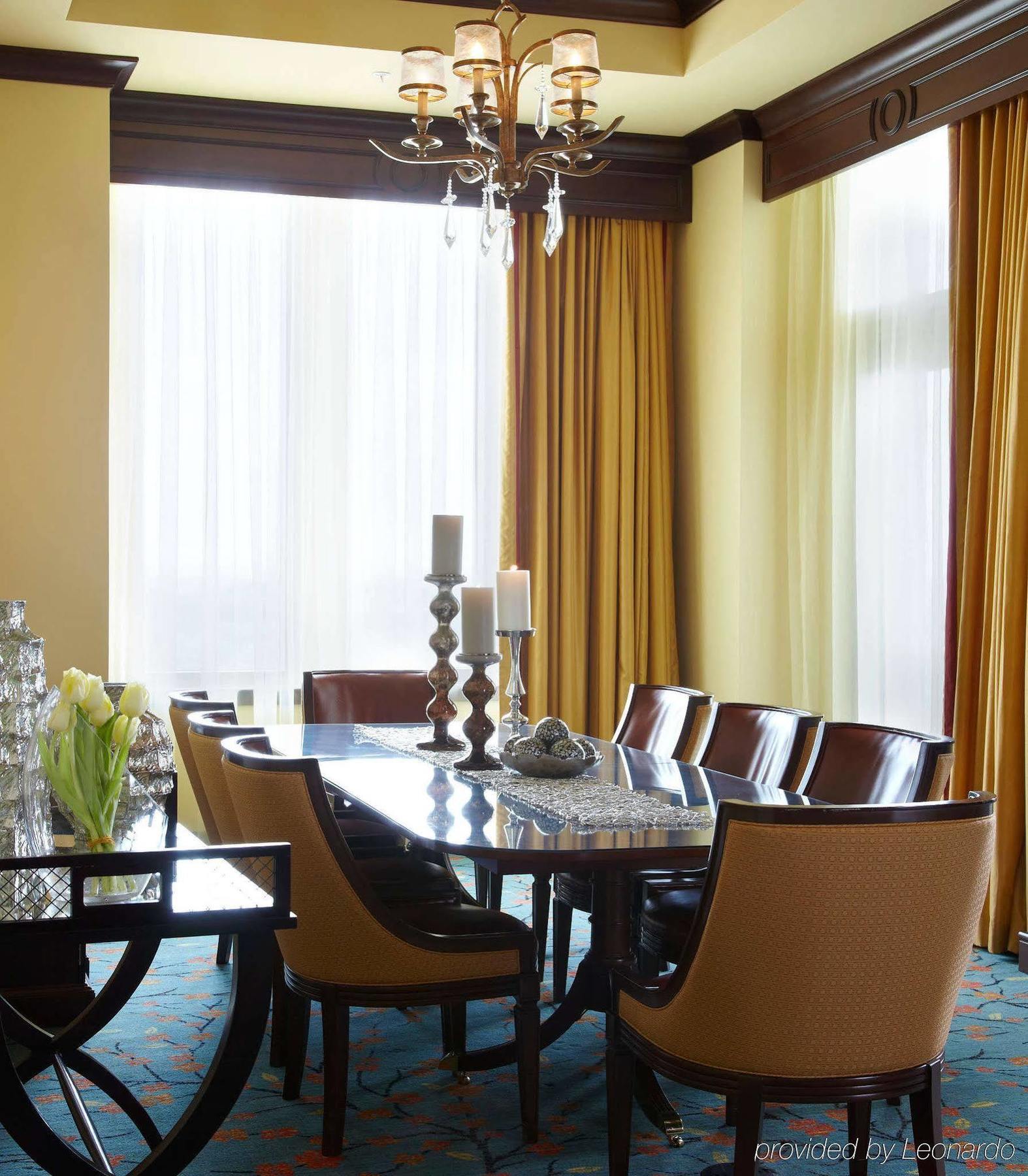 Renaissance Montgomery Hotel & Spa At The Convention Center מראה חיצוני תמונה