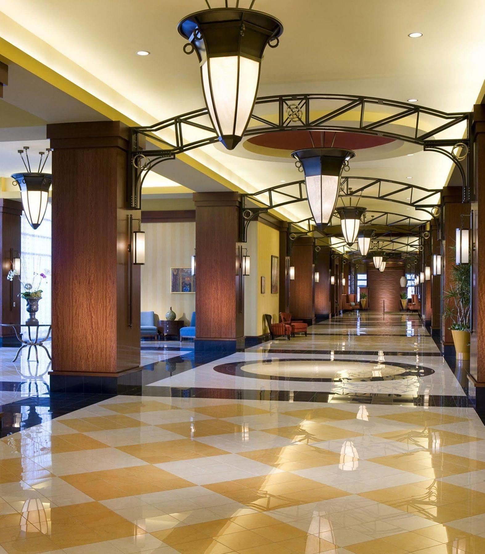 Renaissance Montgomery Hotel & Spa At The Convention Center מראה חיצוני תמונה