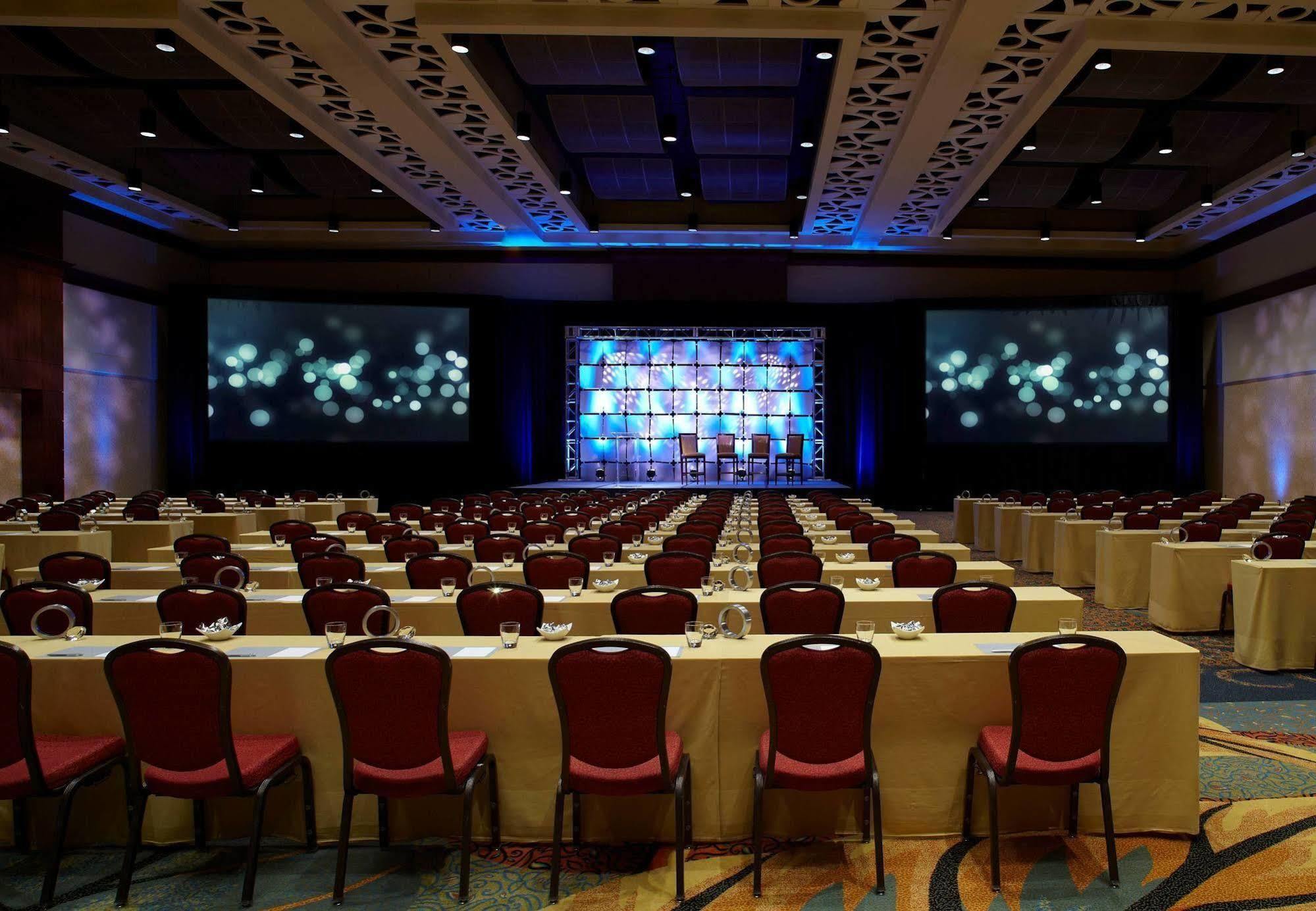Renaissance Montgomery Hotel & Spa At The Convention Center מראה חיצוני תמונה